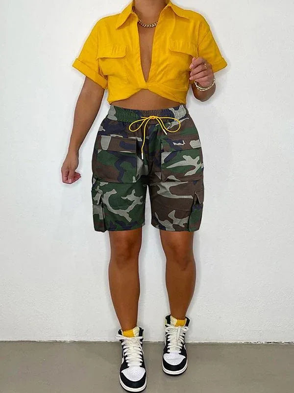 Women's Camo Print Relaxed-Fit Cargo Shorts