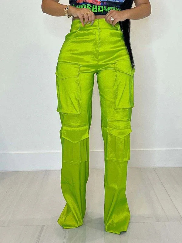 Women's Solid Relaxed-Fit Multi-Pocket Cargo Pants