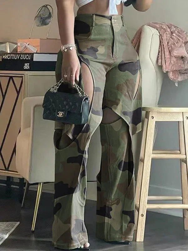 Women's Camo Print Cutout Slim-Fit Stretch Pants