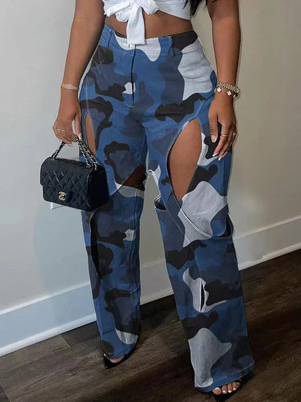Women's Camo Print Cutout Slim-Fit Stretch Pants