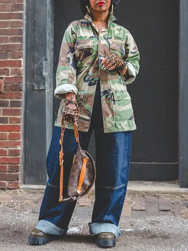 Women's Camo Print Multi-Pocket Zip-Front Cargo Jacket