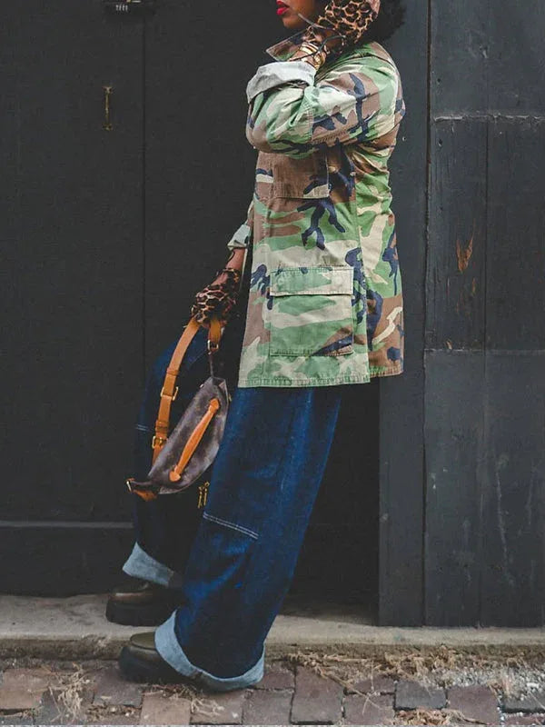 Women's Camo Print Multi-Pocket Zip-Front Cargo Jacket