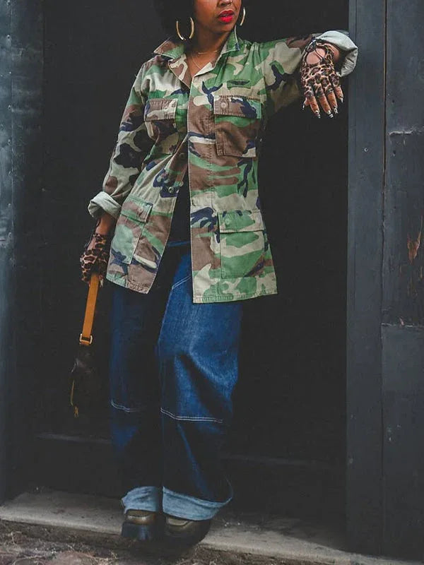 Women's Camo Print Multi-Pocket Zip-Front Cargo Jacket