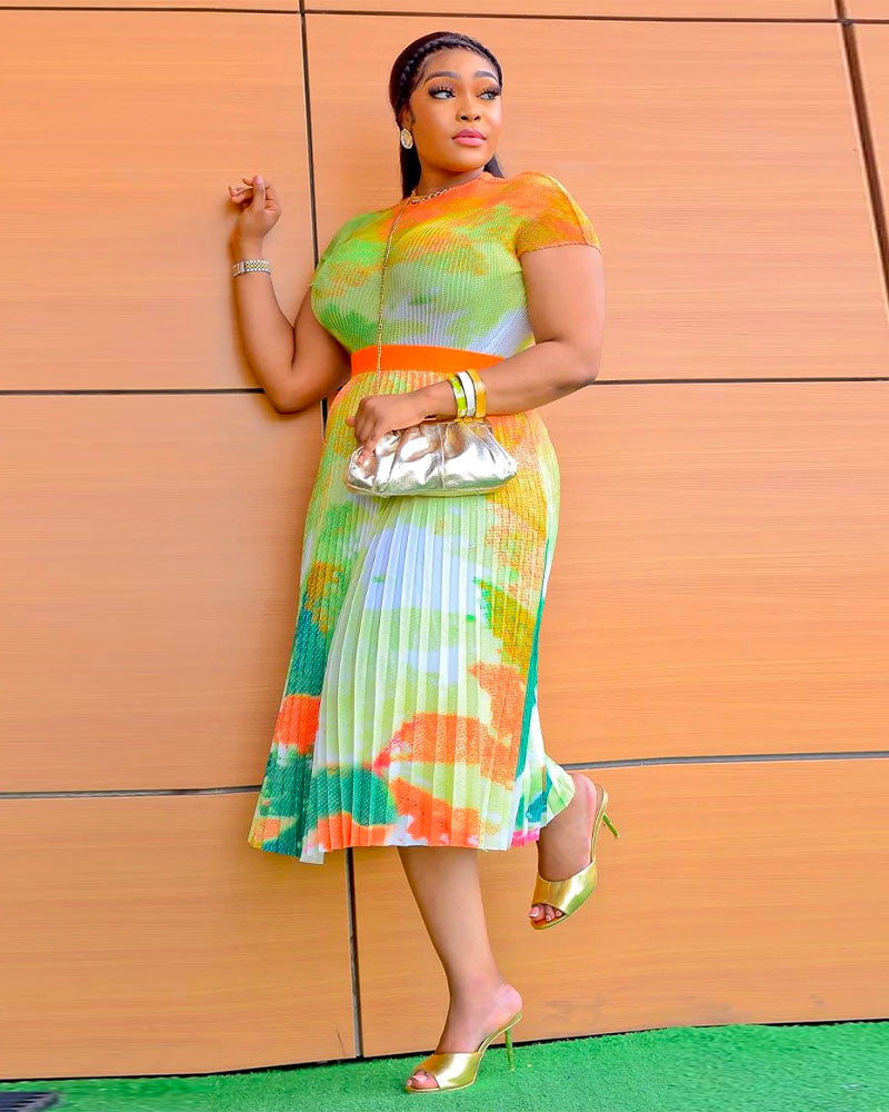 Colorful Abstract Print Short Sleeve Pleated Midi Dress